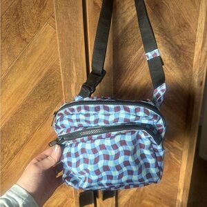 Baggu Wavy gingham fanny NWOT